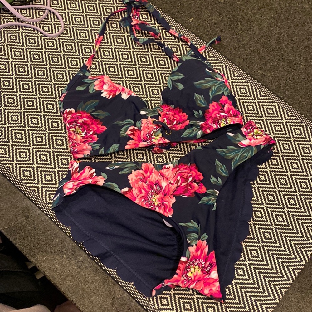 Floral bikini set